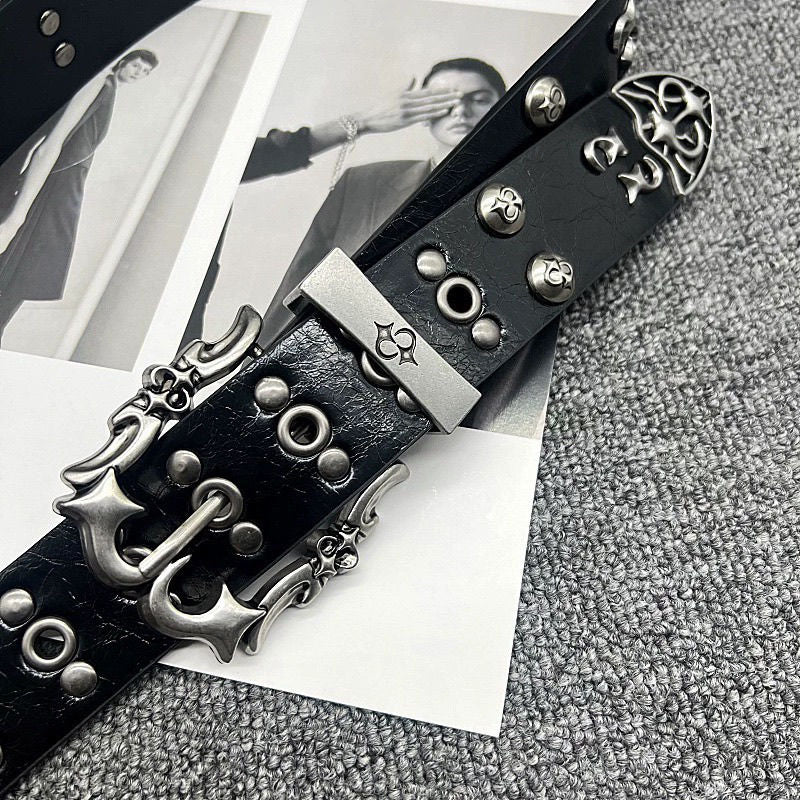 Vintage-style American-made belt with sculpted, aged metal buckle 2025