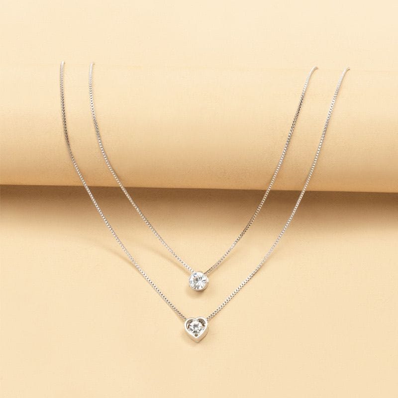 Versatile retro multi-layer alloy necklace with teardrop pendant for women, trendy European and American jewelry