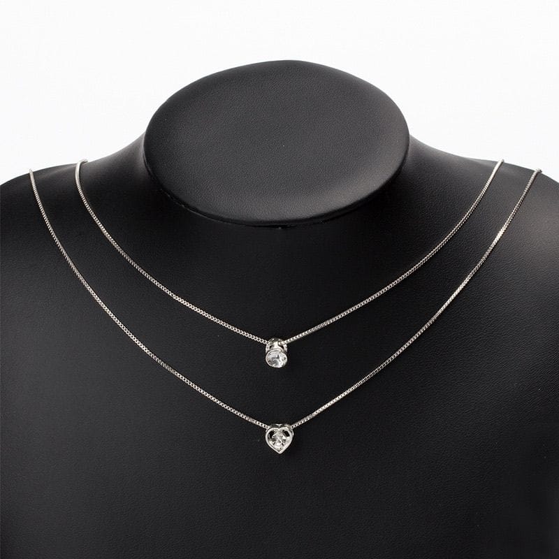 Versatile retro multi-layer alloy necklace with teardrop pendant for women, trendy European and American jewelry
