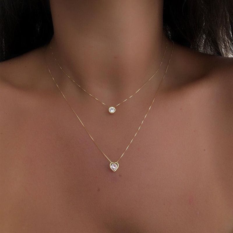 Versatile retro multi-layer alloy necklace with teardrop pendant for women, trendy European and American jewelry