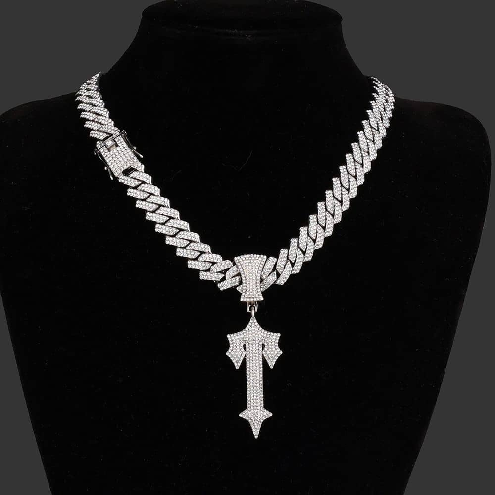 Hip-hop diamond letter pendant necklace, Cuban chain with diamond-shaped letter pendant, European and American style.