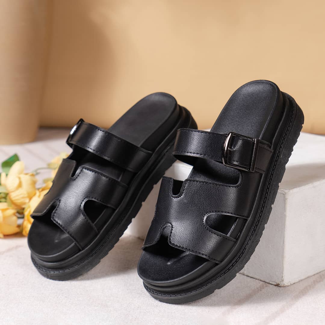 Beautiful Sandals H Trends 2025