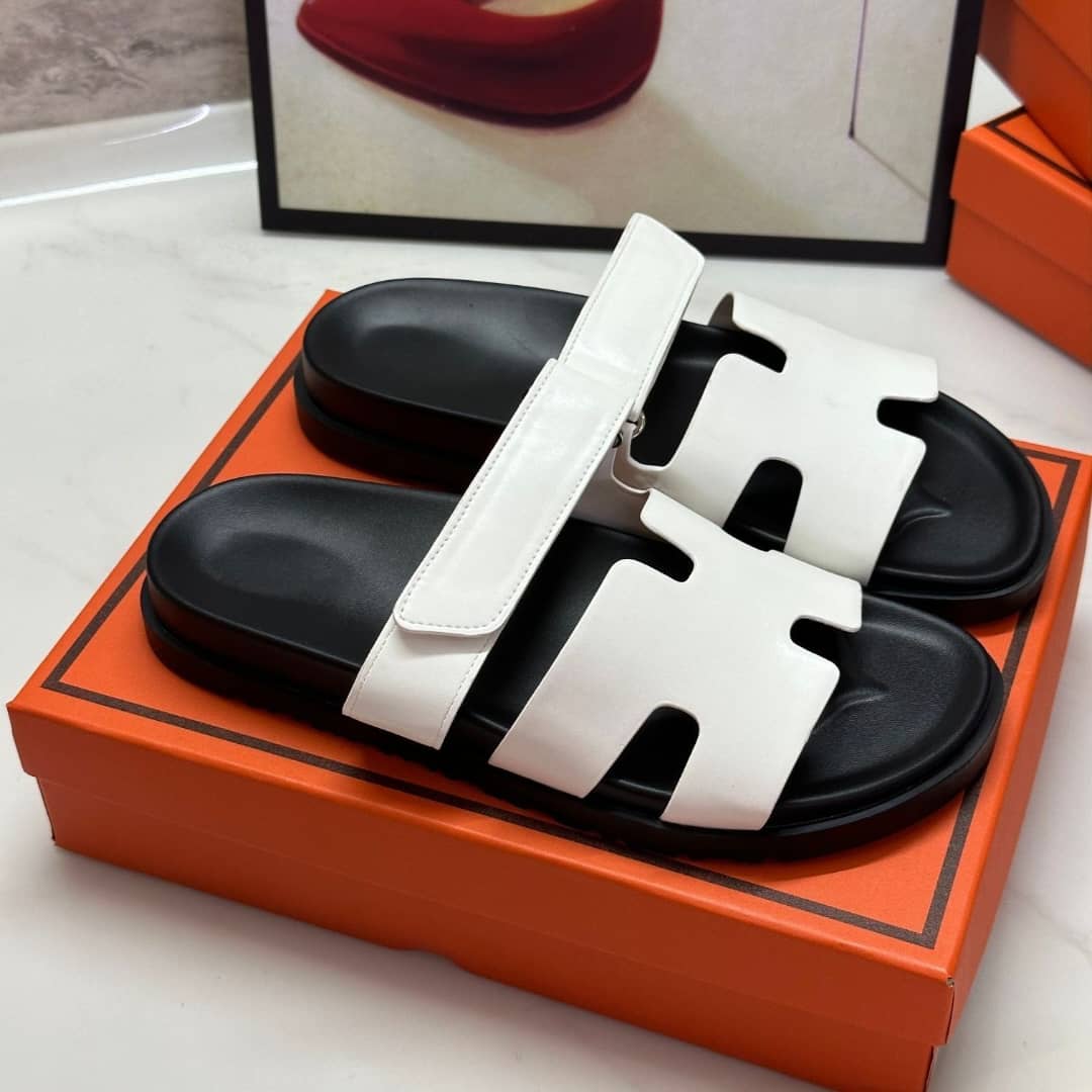 Beautiful Sandals H Trends 2025