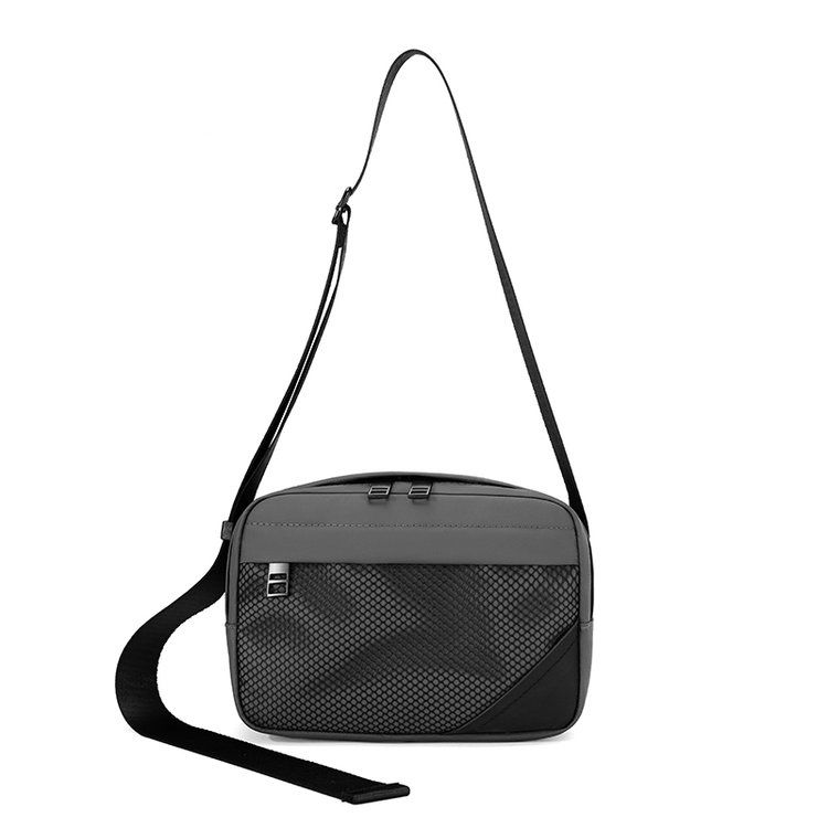 Elegant men's shoulder bag